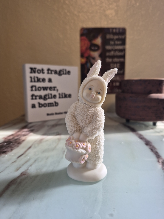 Department 56 Other - Snowbabies "A Basket Of Cheer" Figurine
